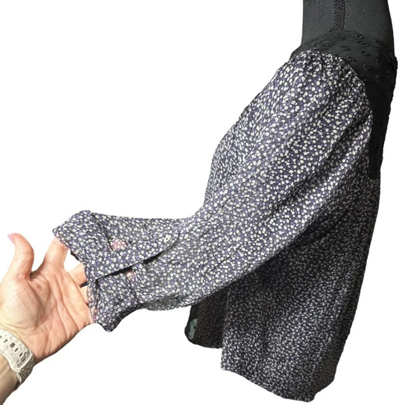 Daniel Rainn Black Floral Sheer Long Sleeve Blouse Size Small - Picture 2 of 5